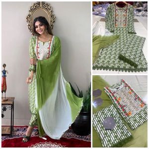 ผ้าเรยอนพิมพ์ลายบริสุทธิ์ทำจากผ้าฝ้าย Kurta,งานปักผ้าลูกไม้สวยงามพร้อมกางเกงและผ้า Dupatta เย็บครบ - Product Image 6