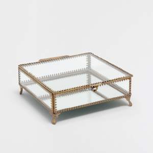 Caja de Joyería Premium de Metal y Vidrio con Paneles Transparentes para una Exhibición Elegante y Almacenamiento Seguro en el Hogar - Product Image 3