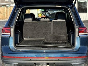 Utilisé 2021 Volkswagener Atlas 3.6L SE avec technologie - Product Image 4