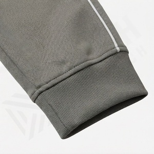 ชุดวอร์มผู้ชายราคาถูก ขายส่ง ชุดกีฬา ชุดออกกำลังกาย ชุดวิ่ง ชุดฟิตเนส ชุดกีฬาสำหรับการฝึกซ้อมและเล่นกีฬา - Product Image 6