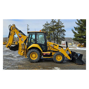 Máquina retroexcavadora fácil de usar para el operador con asiento de aire ajustable, cabina de calor y aire acondicionado y controles piloto de joystick - Product Image 6