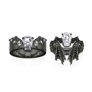 Ensemble de bagues pour couple Jeulia Gothic Black Bat Coffin Cut Crystal - Product Image 2