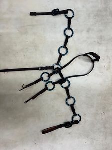 Vente flash : Ensemble de sellerie en cuir western personnalisé pour la course de barils et l'équitation de spectacle, disponible pour une livraison mondiale - Product Image 4