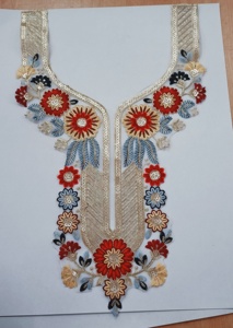 Diseños personalizados de lujo Collares de encaje bordados Parches cosidos para ropa formal y vestidos de novia Accesorios de moda para ropa - Product Image 2