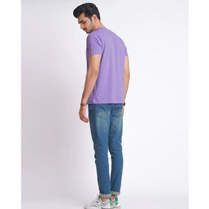 Camisetas con diseño de logotipo personalizado de 100% algodón para hombre Ajuste extragrande transpirable de alta calidad Hecho en Pakistán - Product Image 4