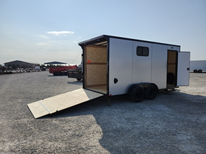 Remorque de transport fermée 7x16 de qualité supérieure, hauteur intérieure de 84 pouces, essieu tandem, fenêtre latérale en aluminium et acier, capacité de charge de 2001-3000 kg, prix abordable - Product Image 6