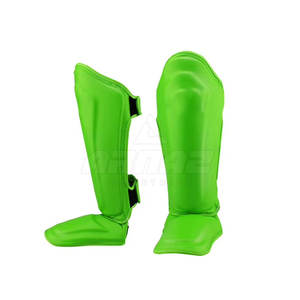 Protège-tibias confortables avec sangles réglables pour Kickboxing Sports de combat Protège-tibias pour la boxe et les arts martiaux - Product Image 6