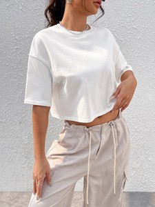 2025 tendance haut court écologique avec T-shirt à épaules tombantes pour femmes Logo personnalisé et tissu respirant meilleure qualité - Product Image 4