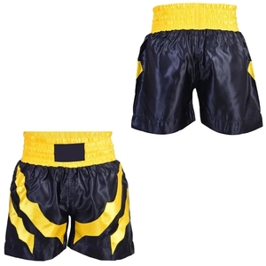 Los pantalones cortos de Muay Thai que definen la figura con una técnica perfecta dan un estilo audaz durante las rutinas de entrenamiento exigentes. - Product Image 2