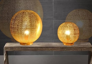 Azora Industries Lampe de Plafond Suspension Moderne Blanche Lustre Contemporain en Cristal en Fer avec Interrupteur de Commande pour Chambre d'Hôtel - Product Image 4