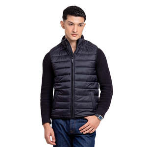 Gilet matelassé en tissu doux et chaud, couche isolante pour une utilisation quotidienne en extérieur, voyages décontractés et looks de mode urbaine - Product Image 4