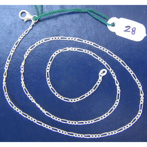 Cadena de Eslabones Clásica Religiosa Chapada en Oro de 18K con Diamantes y Perlas, Joyería de Boda Moderna con Baño de Rodio en Oro Blanco - Product Image 1