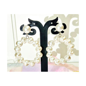 Achetez des boucles d'oreilles en perles créatives fabriquées à la main de qualité supérieure et de nouveau design pour les fêtes et les festivals. - Product Image 3