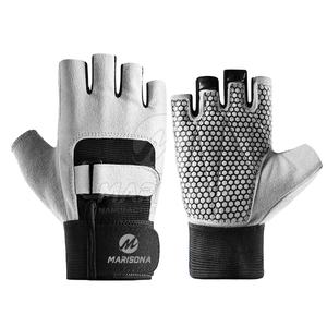 Gants de gymnastique d'entraînement fabriqués au Pakistan Gants de gymnastique pour hommes et femmes avec support de poignet pour l'entraînement en salle de sport - Product Image 1