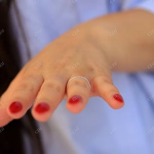 Anillo de Boda de Moissanita Ultrafino de 1.2 mm, Anillo de Boda con Micropavé, Anillo de Diamantes de Oro de 18k de la Mejor Calidad, Estilo Clásico Simple - Product Image 4