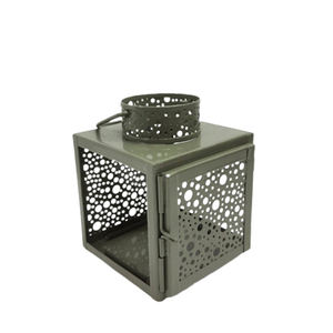 Linterna cuadrada de vidrio y hierro con grabado y mango, linternas de diseño de lujo para el hogar, jardín y decoración de Navidad, color negro - Product Image 4