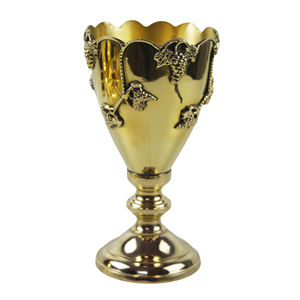 Cuenco de fruta y fruta seca completamente de latón, cuencos de moda con acabado dorado, plato para servir alimentos y decoración, plato para servir con forma de flor - Product Image 4