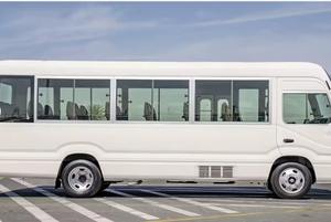 Autobús Toyota de 30 Asientos, Transmisión Automática 2TR, Motor de Gasolina para Viajes de Larga Distancia con Combustible Diésel - Product Image 2