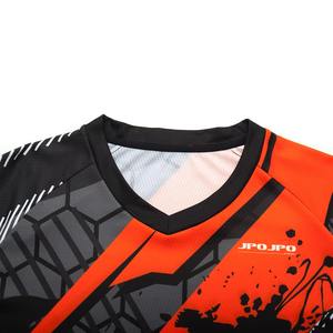 Vente en gros de t-shirts de sport et de gymnastique ajustés pour homme, t-shirts de compression à manches longues - Product Image 2
