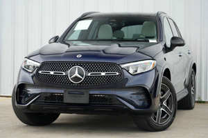 Mercedes-Benz GLC 300 4MATIC 2023 Estándar de Fábrica - Product Image 2