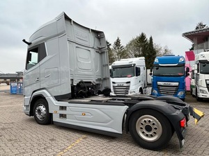 USED 2023 DA F XG+ 480 FT, Intarder 148,000 Km 6Cylinders 483hp Axle-2 4x2 Euro6 Fuel-Diesel Transmission-AMT Left Hand Steering - Product Image 4