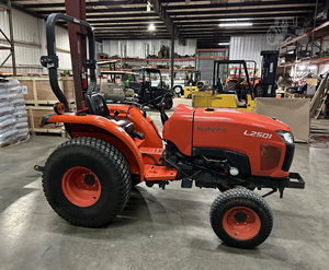 Tracteur à roues d'occasion KUBOTA L2501 2021, moteur et boîte de vitesses 80 CV avec pompe et roulement, prêt à être expédié - Product Image 6