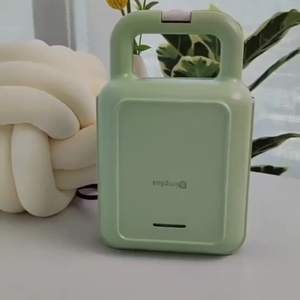 Simplus - Plancha Eléctrica Antiadherente de Doble Cara de 3 Minutos y 650W, Compacta, para Sándwiches y Waffles, Fácil de Limpiar - Product Image 1