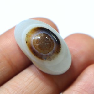 พลอยอาเกตธรรมชาติสีดำ ซูเลมาเนีย อัคีค ทรงหลังเบี้ย พลอยอาเกตลายเส้น พลอยอาเกตเรียบ ขายส่งจากผู้ผลิตสำหรับทำเครื่องประดับ - Product Image 2