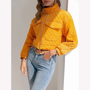 2025 Trending Women's Satin Puffer Jacket Moda elegante Venta al por mayor Invierno Transpirable Bubble Jacket con Stand Collar - Product Image 1