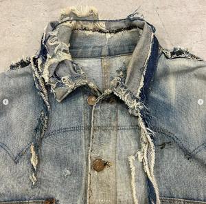 Veste en jean pour hommes personnalisée en gros avec revêtement logo de conception le plus récent du fabricant sur le devant Denim Blue - Product Image 3