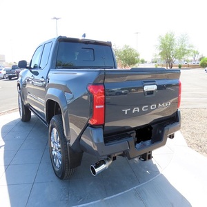 Camioneta de Lujo Toyota Tacoma Limited 2024 Paquete Premium Motor 2.4L de 4 Cilindros Automática Altamente Equipada AWD - Product Image 2