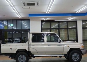 Pick-up Double cabine d'occasion 2016 2017 2018 vers toyota Land Cruiser - Product Image 3