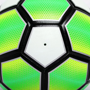 Vente chaude ballons de football durables de haute qualité fabriqué en usine nouvelle conception ballons de football promotionnels exigés par le client - Product Image 5