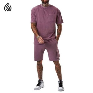 2025 Color único nuevo estilo hombres de talla grande camiseta y pantalones cortos conjunto Top traje de moda hombres lavado ácido camiseta y pantalones cortos conjunto - Product Image 1