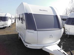 Small Rv Camper Travel Trailer <b>White</b> and Black Offroad Small Caravan Rvs Campers With Bathroom. - Product Image 2