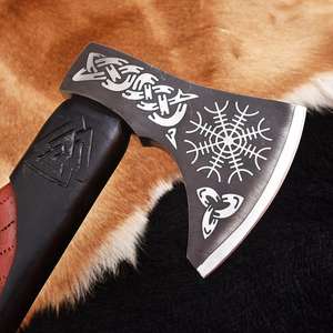 ขวานเหล็กกล้าคาร์บอนคุณภาพสูง งานแฮนด์เมด ขวานเอาตัวรอดสำหรับกิจกรรมกลางแจ้ง พร้อมด้ามไม้เนื้อแข็ง - Product Image 2