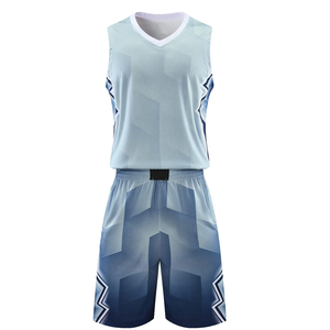 Uniforme de baloncesto cómodo de alta calidad con logotipo personalizado, el mejor uniforme de camiseta de baloncesto de tela suave - Product Image 1