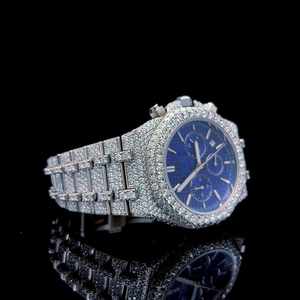 Montre unisexe de luxe personnalisée en forme de feuille, deux tons, avec diamants en moissanite, bracelet en cuir au design unique, charme en verre, tendance - Product Image 2