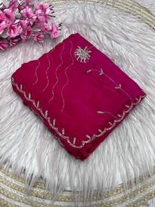 ผ้าซารีผู้หญิง ผ้าไหมปักลายประดับเลื่อม งานปักแบบไม่เย็บติด ผ้าซารีที่สวยงาม งานตัดเย็บอย่างประณีต - Product Image 1