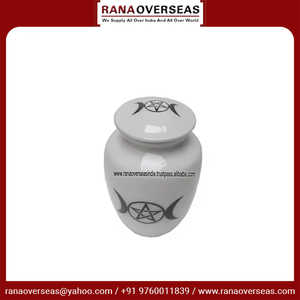 Urna Funeraria de Alta Calidad con Diseño de Pentáculo de Triple Luna para Entierro en Nicho o Columbario - Product Image 4