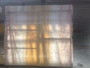 Excellentes dalles et carreaux d'onyx transparent Lignes dorées blanches Pierres naturelles Pierres de marbre pour décoration de mur et de sol d'hôtel et de villa - Product Image 4