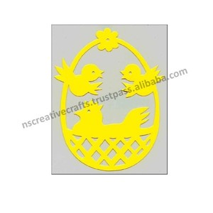 Celebra la belleza brillante y audaz de la naturaleza con el arte colgante de pared de metal de Feathered Friends, transforma tu sala de estar disponible - Product Image 2