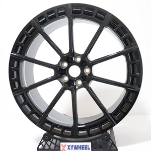 Cerchi Forgiati Personalizzati Xywheel per Vari Modelli Design Aure Nero Lucido BMW X3 X4 X5 X6 Mercedes GLB GLC GLE GLS Macan Cayenne - Product Image 2