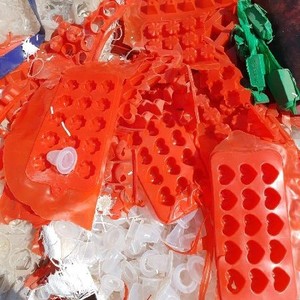 Venta de chatarra de caucho de silicona de alta pureza, pedidos al por mayor disponibles para reciclaje y fabricación industrial en todo el mundo - Product Image 2