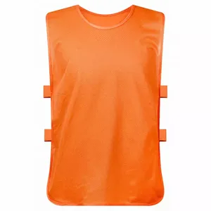 Baberos de fútbol multicolores de poliéster personalizables de alta calidad, chaleco de entrenamiento Reversible para conjunto de fútbol, camiseta de fútbol de estilo - Product Image 4