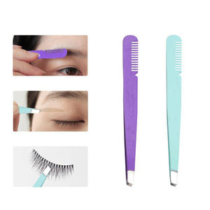 Pinza de Cejas de Acero Inoxidable de Alta Calidad Personalizable con Peine y Cortador de Pestañas Inclinado para Depilación Facial - Product Image 5