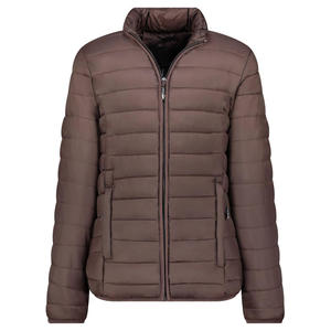 Veste matelassée chaude en tricot blanc 100 % polyester, nouvelle tendance automne/hiver 2026, vente en gros personnalisée pour femmes - Product Image 2