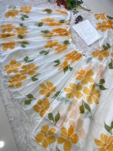 Hermosa última colección Lehenga con hermoso estampado floral - Product Image 2