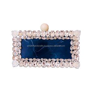 Pochette design en résine avec pochette en strass pour femmes vêtements de mariage et de fête au plus bas prix par l'artisanat de luxe - Product Image 1