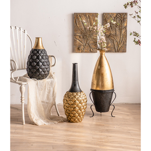 Floreros de hierro y latón de metal de alto estándar, juego de tres floreros de suelo rústico decorativos interiores - Product Image 2